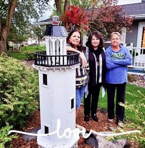 Meet your Posher, Pam